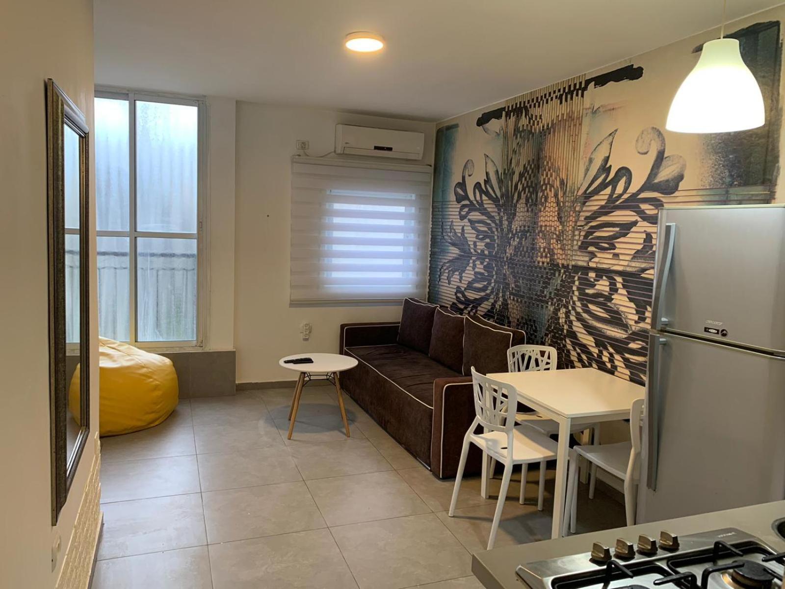 Gk Apartment Harmony Bat Yam Buitenkant foto