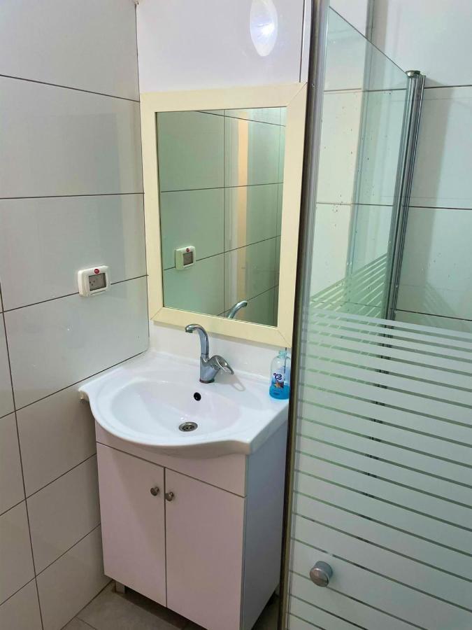 Gk Apartment Harmony Bat Yam Buitenkant foto