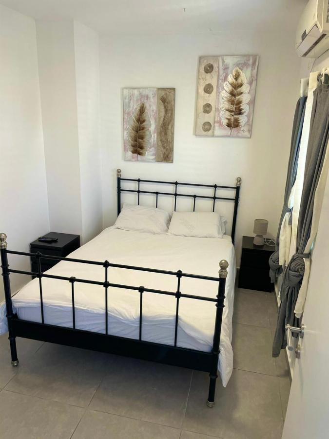 Gk Apartment Harmony Bat Yam Buitenkant foto