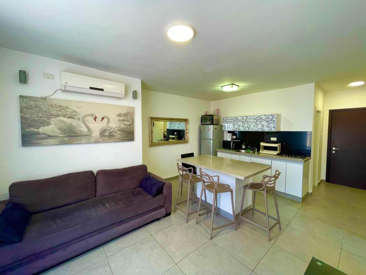 Gk Apartment Harmony Bat Yam Buitenkant foto