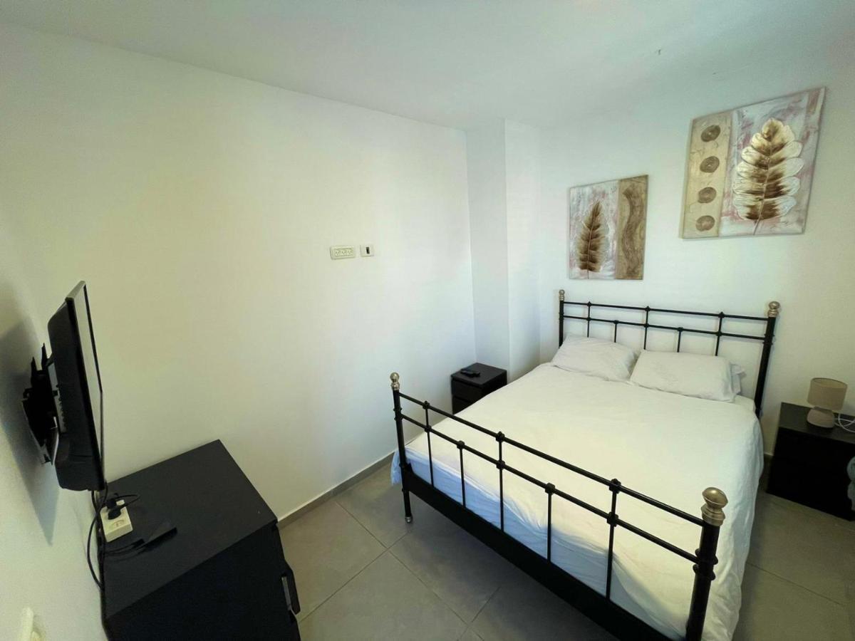 Gk Apartment Harmony Bat Yam Buitenkant foto