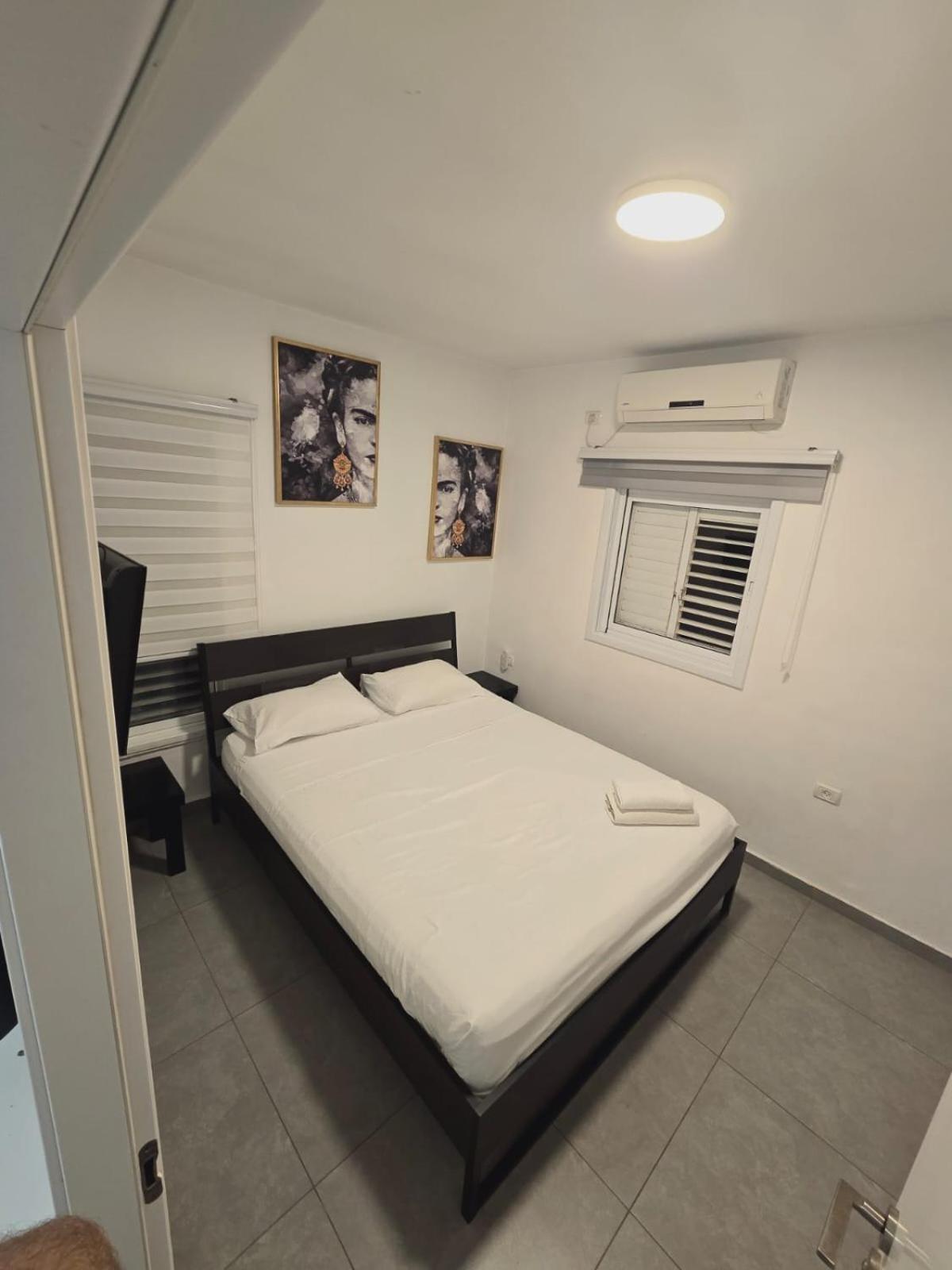 Gk Apartment Harmony Bat Yam Buitenkant foto