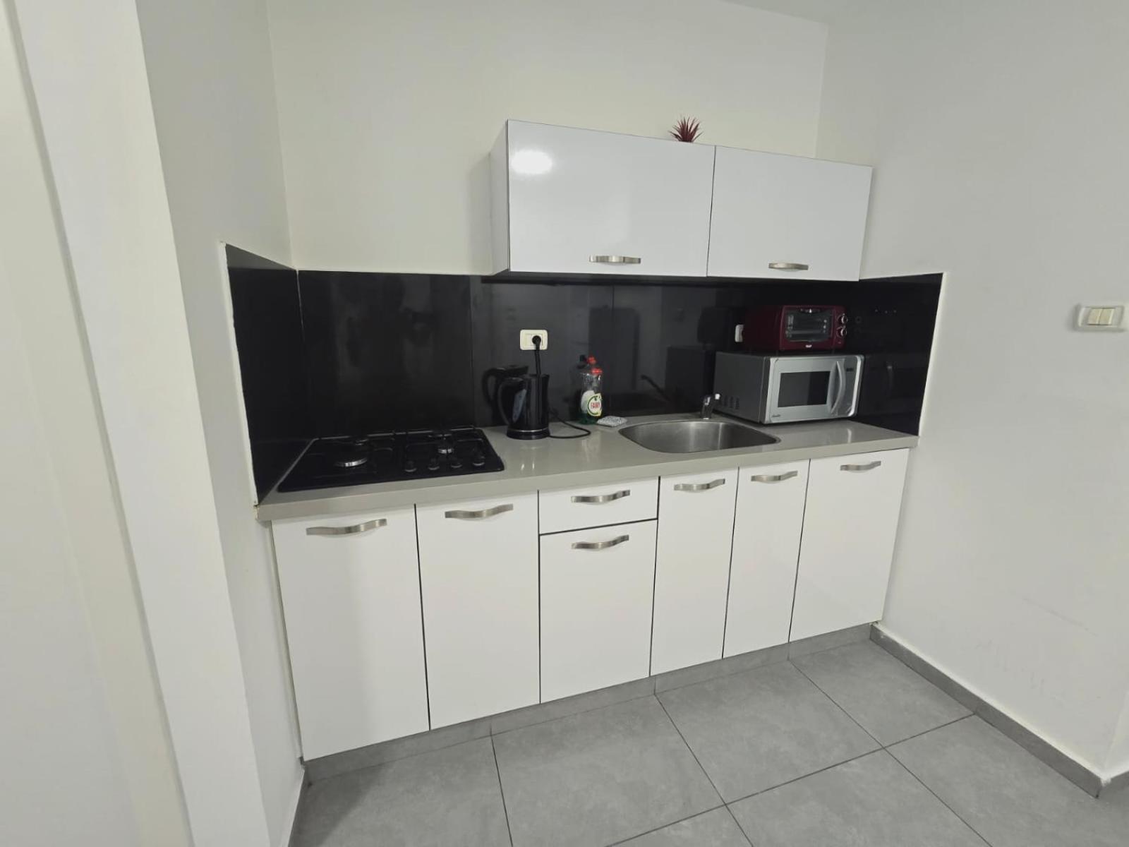 Gk Apartment Harmony Bat Yam Buitenkant foto